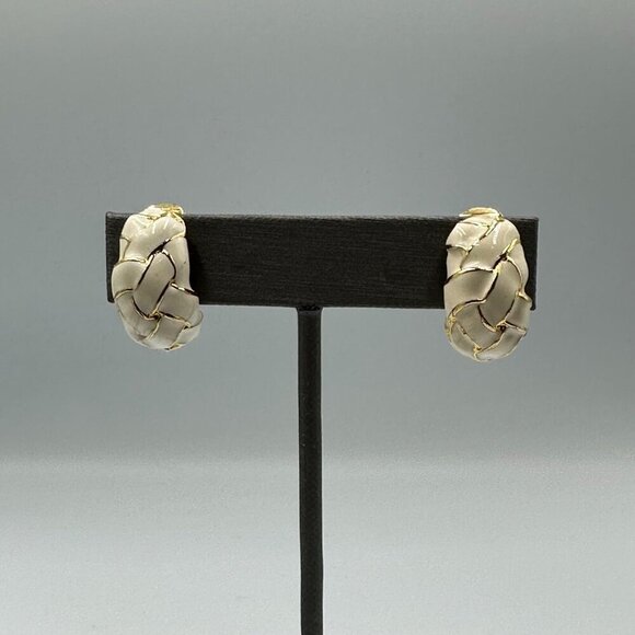 Vintage Kenneth Jay Lane Jewelry Set Gold Tone Cream Ring Clip-On Earrings - Picture 2 of 16